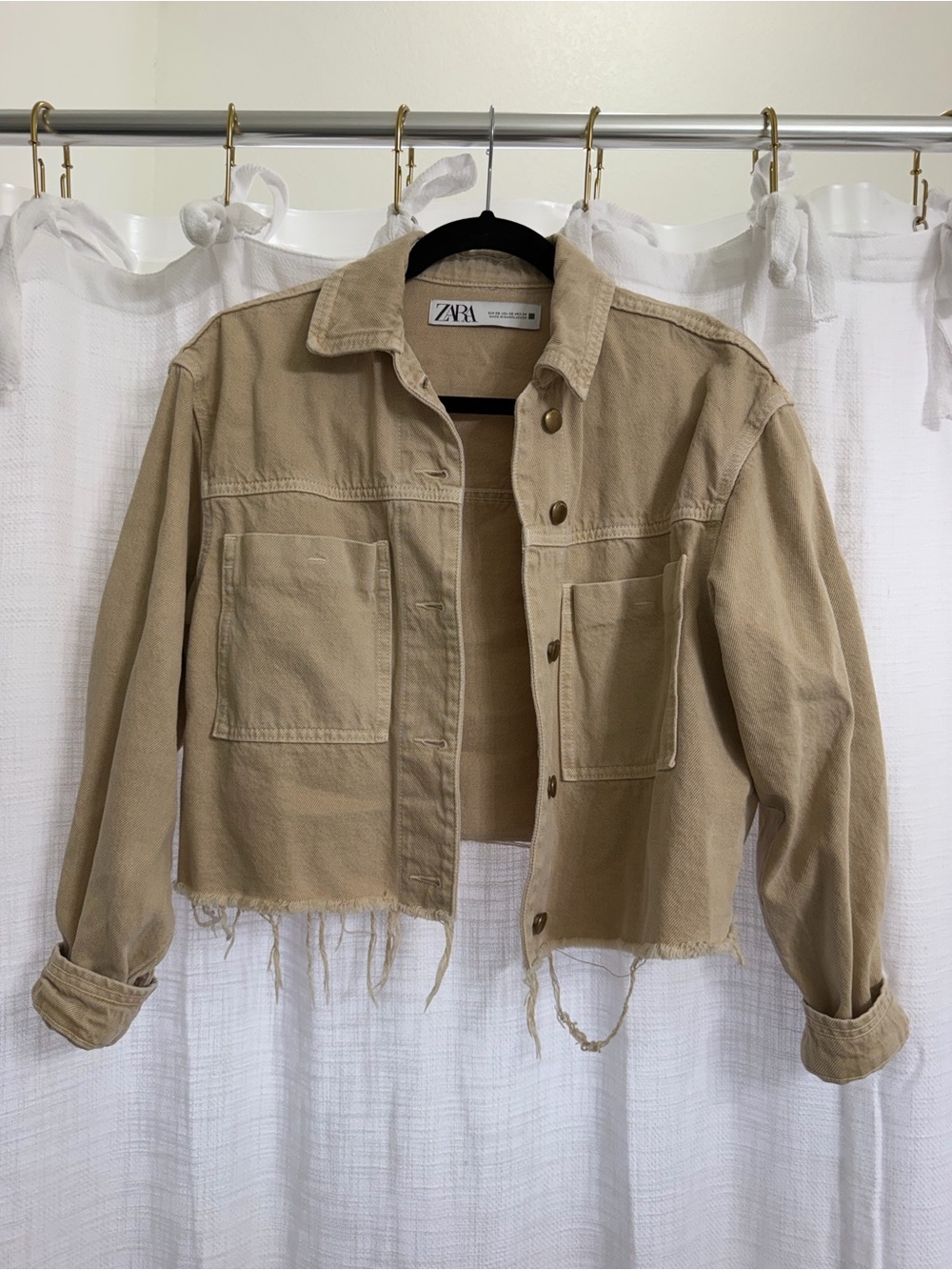 ZARA Beige Cropped Denim Jacket